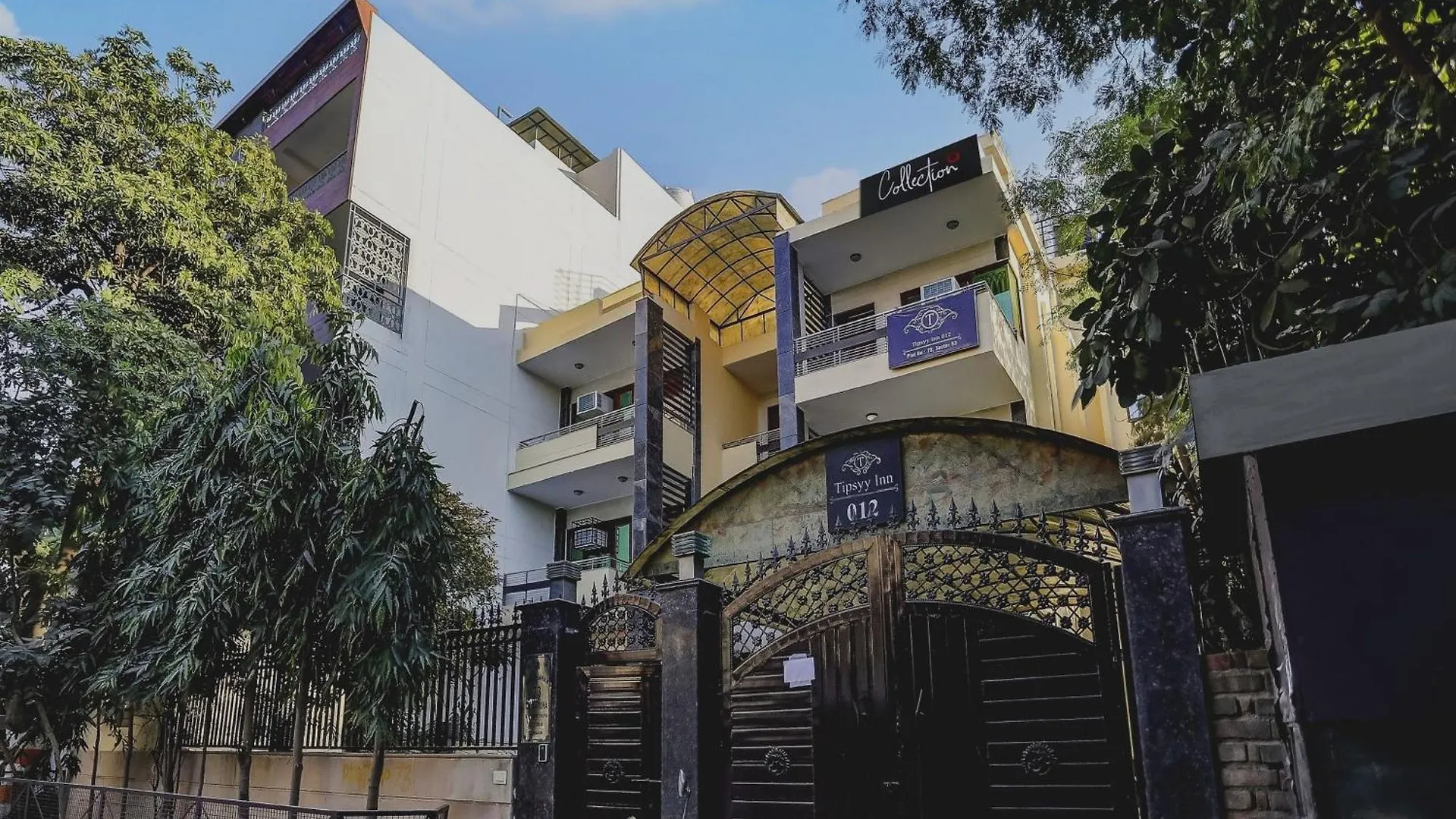 Hotel Capital O Uk House Residency Gurgaon